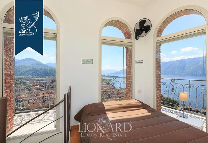 Image No.18-8 Bed Villa for sale