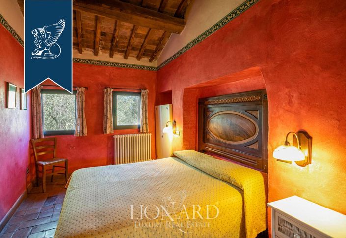 Image No.36-7 Bed Farmhouse for sale