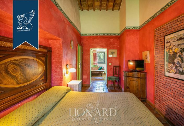 Image No.37-7 Bed Farmhouse for sale