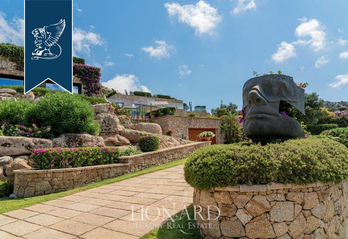 Image No.12-14 Bed Villa for sale