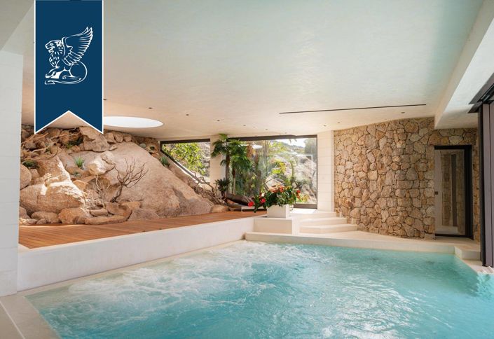 Image No.27-14 Bed Villa for sale