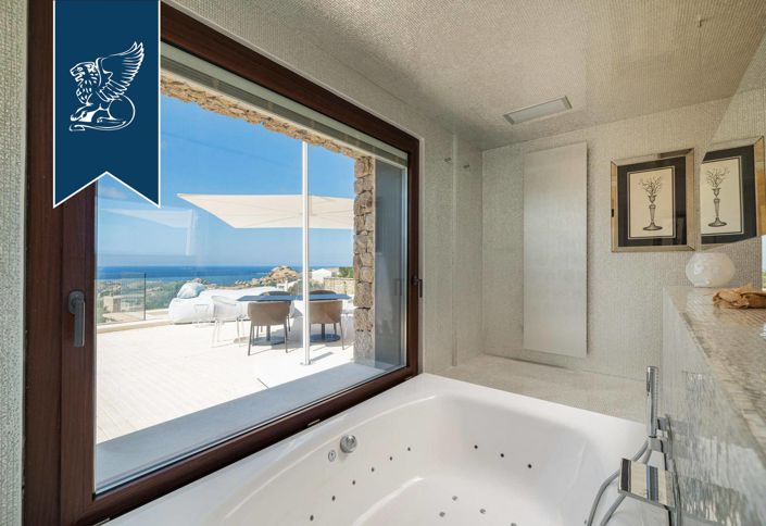 Image No.43-14 Bed Villa for sale