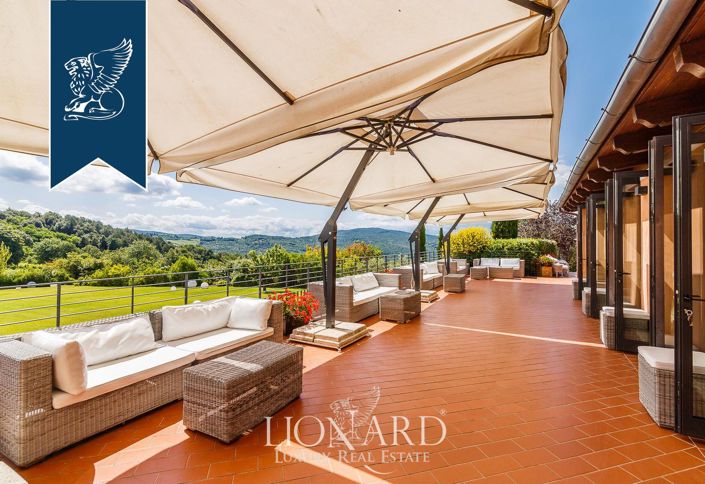 Image No.32-33 Bed Farmhouse for sale