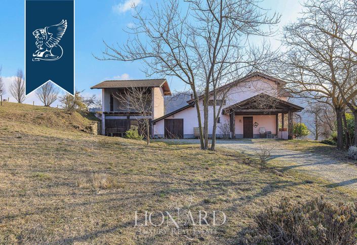 Image No.10-1 Bed Country House for sale