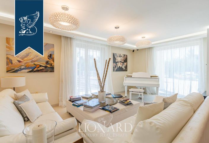 Image No.20-10 Bed Hotel for sale