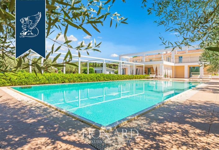 Image No.6-10 Bed Hotel for sale