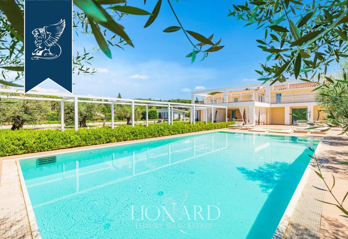 Image No.7-10 Bed Hotel for sale