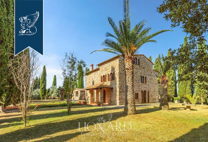 Image No.10-6 Bed Villa for sale