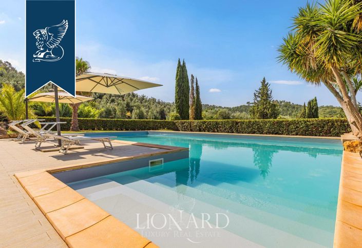 Image No.6-6 Bed Villa for sale