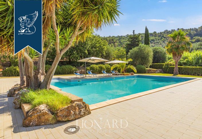 Image No.7-6 Bed Villa for sale