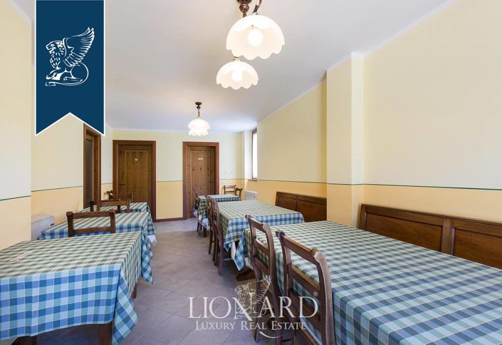 Image No.39-14 Bed Farmhouse for sale