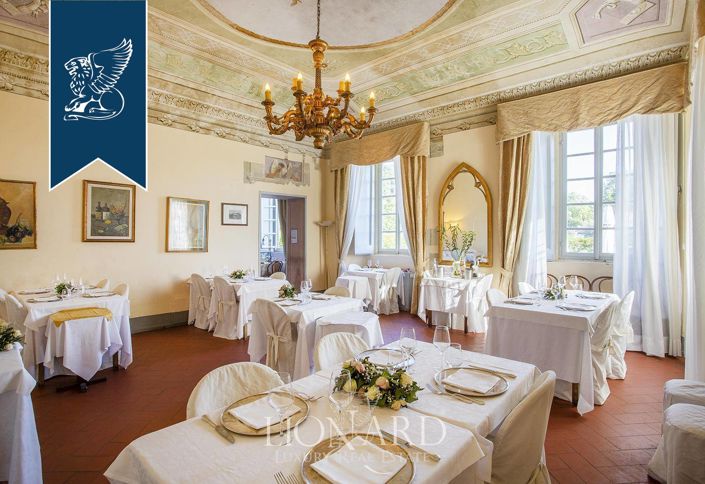 Image No.14-9 Bed Villa for sale