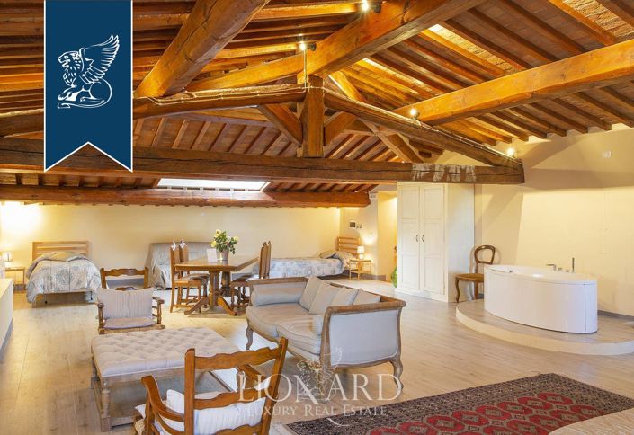 Image No.25-9 Bed Villa for sale