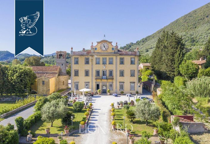 Image No.9-9 Bed Villa for sale