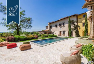 1 - Florence, Villa