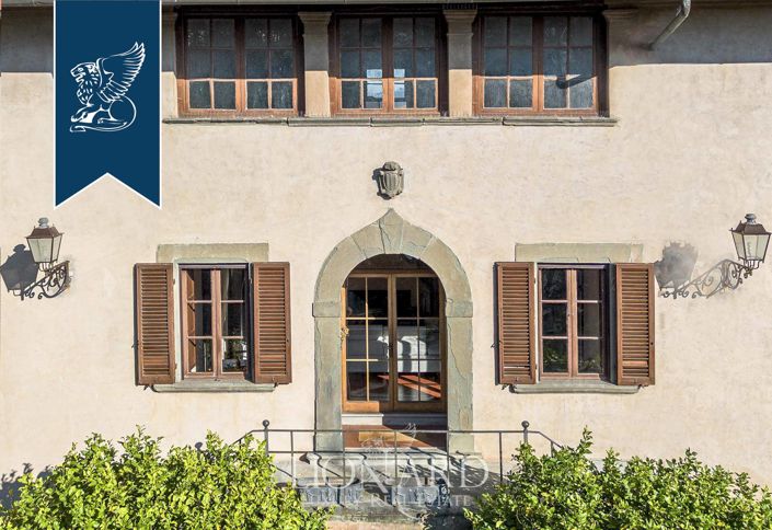 Image No.5-9 Bed Villa for sale