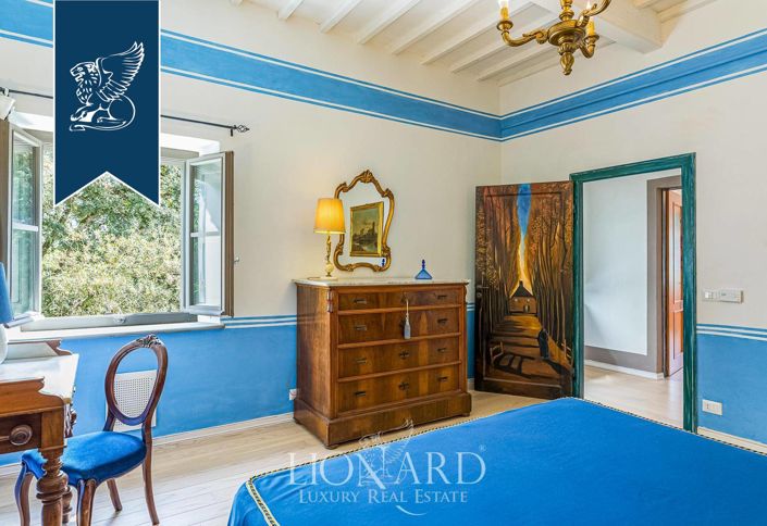 Image No.51-15 Bed Villa for sale