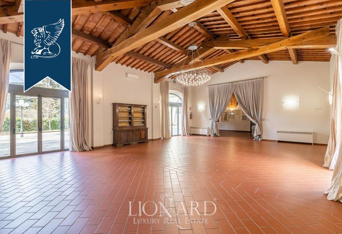 Image No.16-5 Bed Villa for sale