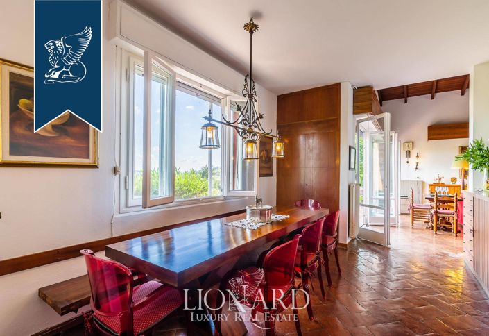 Image No.32-9 Bed Country House for sale