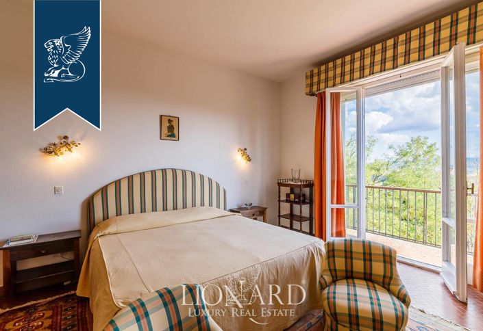 Image No.33-9 Bed Country House for sale