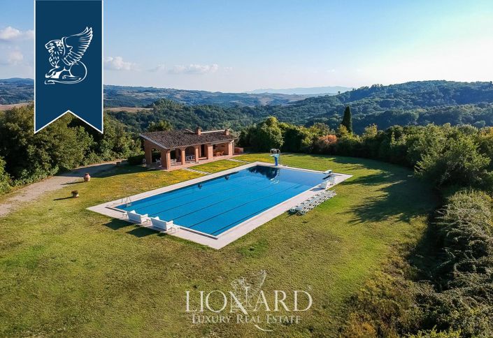 Image No.7-9 Bed Country House for sale