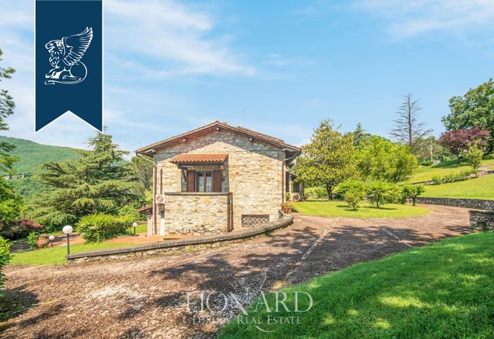 Image No.10-5 Bed Villa for sale