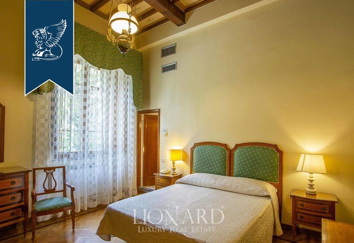 Image No.25-28 Bed Hotel for sale