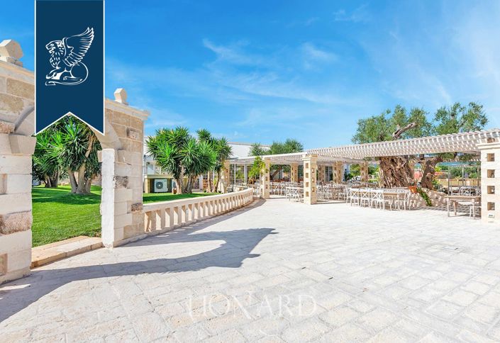 Image No.18-16 Bed Country House for sale