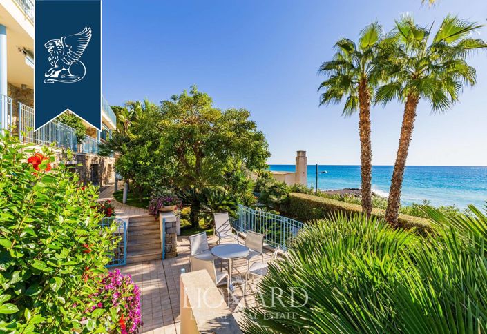 Image No.27-8 Bed Villa for sale