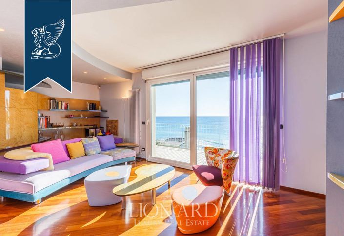 Image No.44-8 Bed Villa for sale