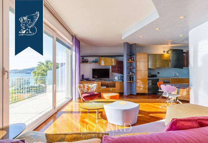 Image No.46-8 Bed Villa for sale