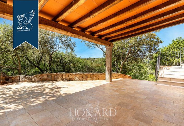 Image No.11-8 Bed Villa for sale