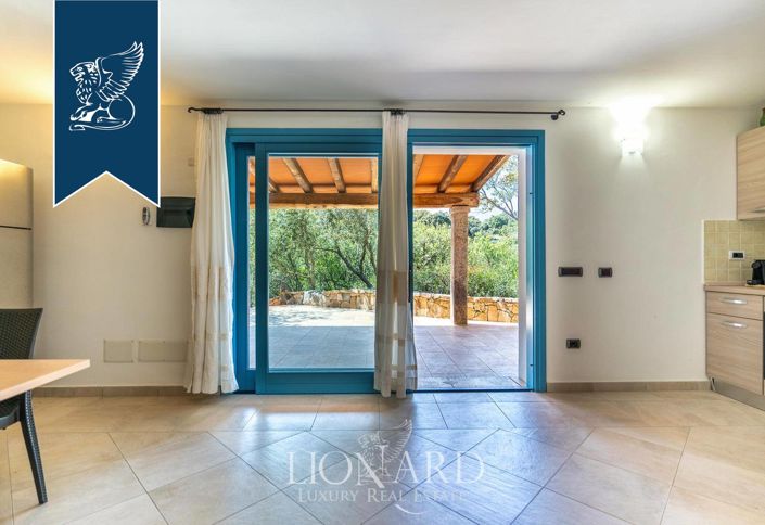 Image No.19-8 Bed Villa for sale