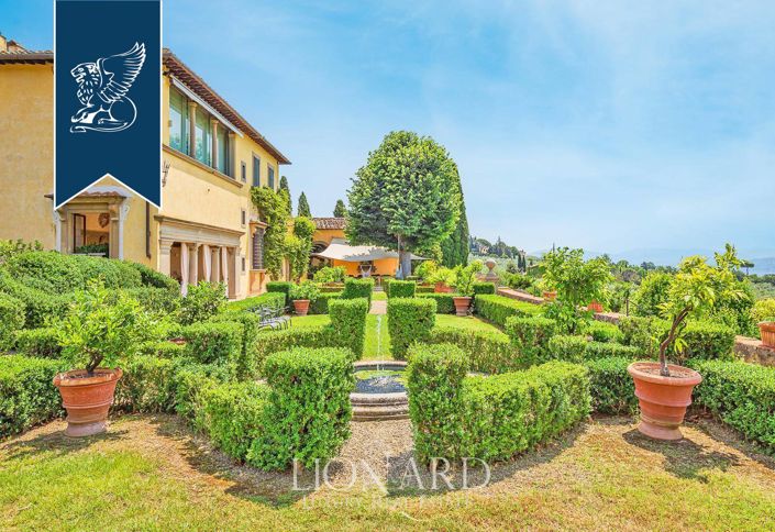 Image No.13-9 Bed Villa for sale