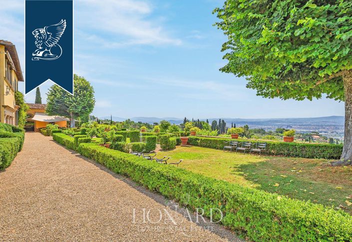 Image No.14-9 Bed Villa for sale