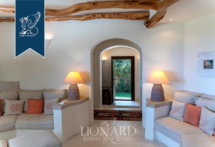 Image No.30-6 Bed Villa for sale