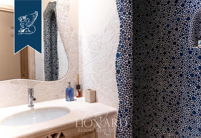 Image No.45-6 Bed Villa for sale