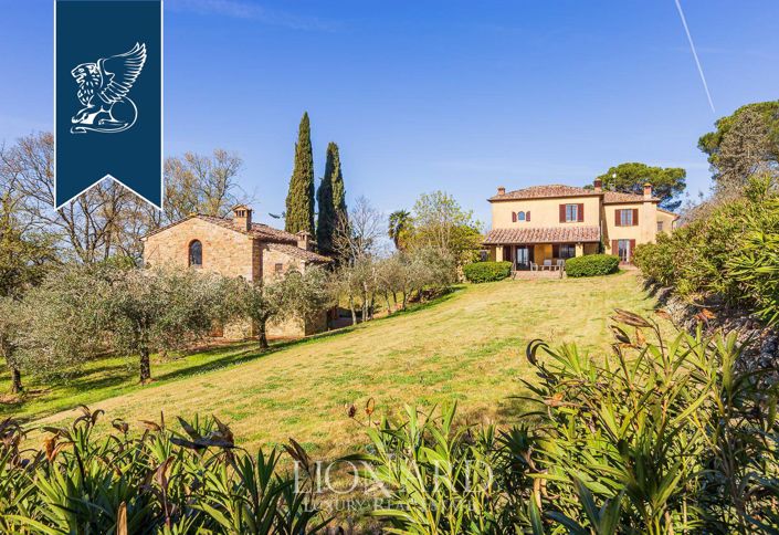 Image No.13-7 Bed Villa for sale