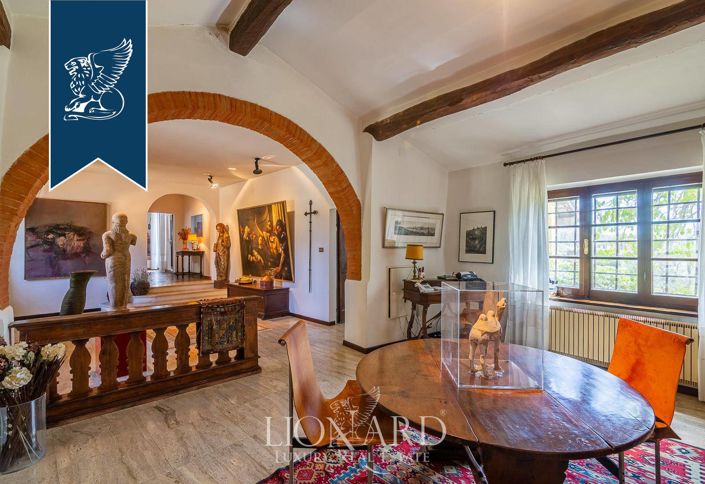 Image No.44-7 Bed Villa for sale