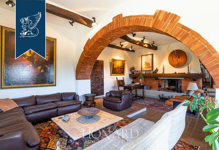 Image No.55-7 Bed Villa for sale