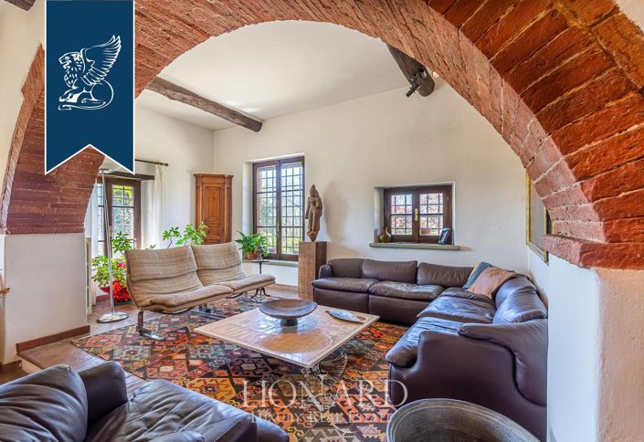 Image No.59-7 Bed Villa for sale