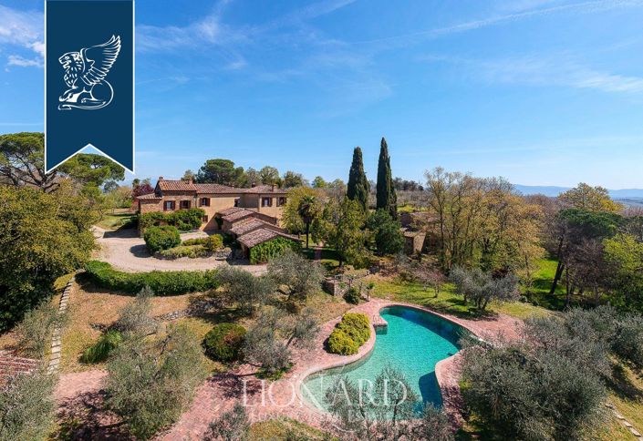 Image No.7-7 Bed Villa for sale