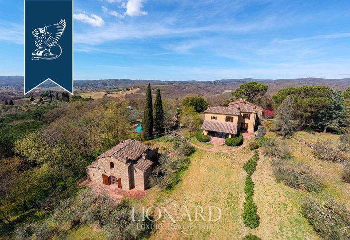 Image No.8-7 Bed Villa for sale