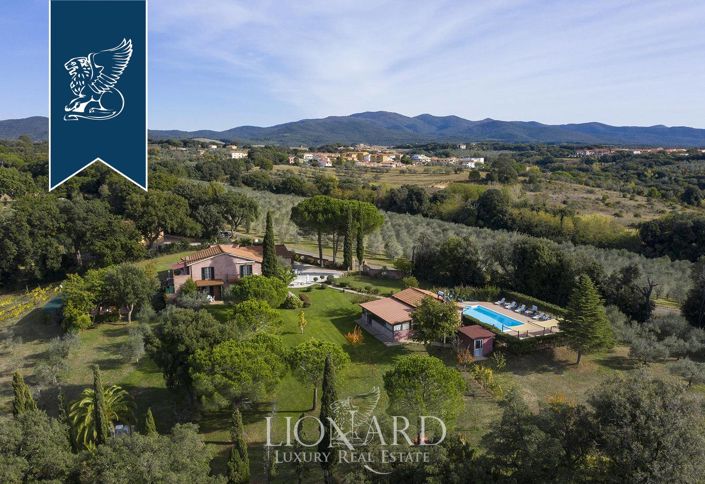 Image No.35-7 Bed Farmhouse for sale