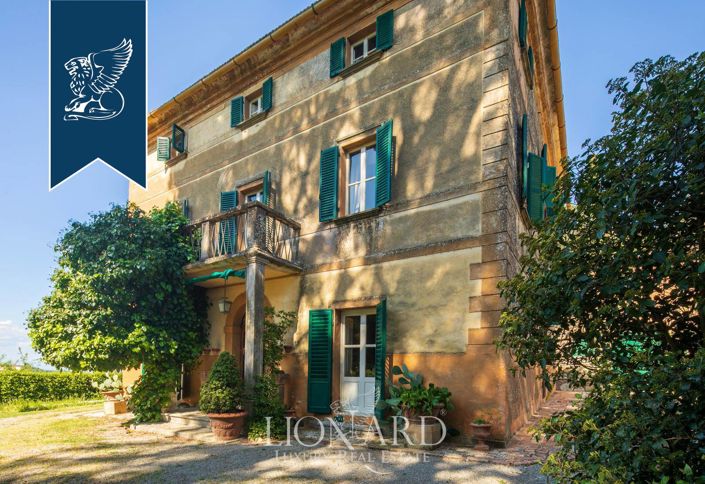 Image No.8-10 Bed Villa for sale