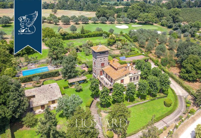 Image No.2-5 Bed Villa for sale