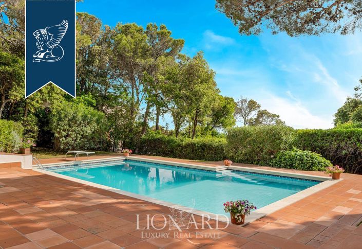 Image No.6-5 Bed Villa for sale