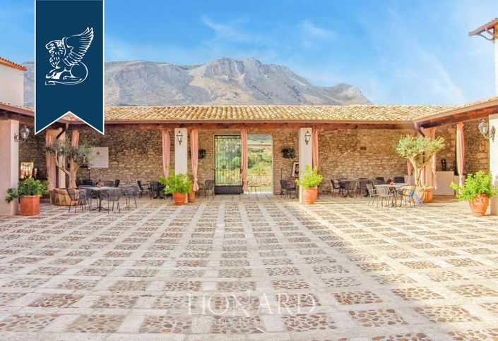 Image No.11-17 Bed Hotel for sale