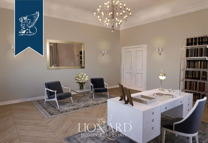 Image No.9-20 Bed Villa for sale