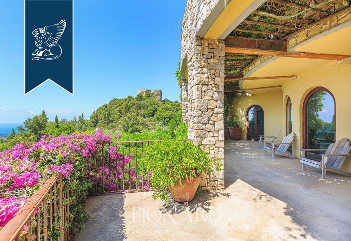 Image No.19-6 Bed Villa for sale